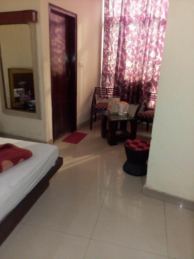 Star International Hotel Nuova Delhi Esterno foto