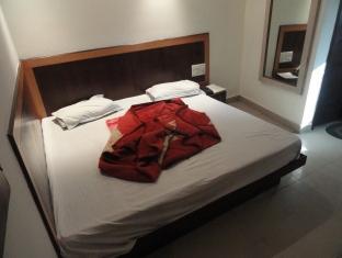 Star International Hotel Nuova Delhi Esterno foto